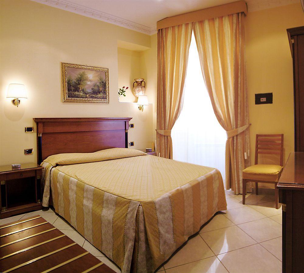 רומא Hotel Meridiana מראה חיצוני תמונה